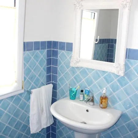 One Bedroom At 500 M Away From The Beach With Sea View Furnished Terrace And Wifi *